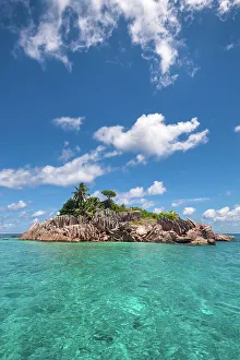 Praslin Prints: Seychelles, Praslin, St. Pierre island, Indian Ocean
