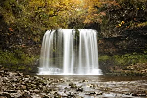 Images Dated 26th August 2021: Sgwd yr Eira, Waterfall, Brecon Beacons National Park, Wales, UK