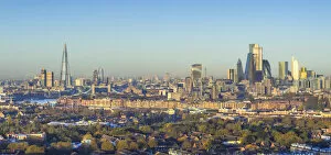 Images Dated 5th November 2020: The Shard & City of London skyline from Canary Wharf, London, England
