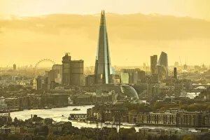 River Thames Collection: The Shard & London skyline from Canary Wharf, London, England