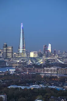 Images Dated 5th November 2020: The Shard & London skyline from Canary Wharf, London, England