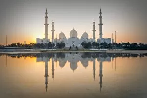 Grand Gallery: Sheikh Zayed Bin Sultan Al Nahyan Mosque, Abu Dhabi, United Arab Emirates, UAE