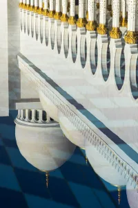 Pool Gallery: Sheikh Zayed Mosque reflected in the pool water, Abu Dhabi, United Arab Emirates