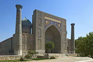 Samarkand Gallery: Sher Dor Madrassa, Registan, Samarkand, Uzbekistan
