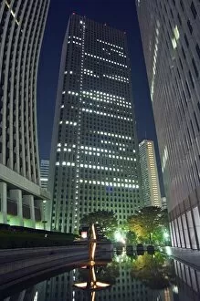 Late Gallery: Shinjuku skyscrapers and city buildings at night