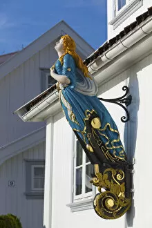 Images Dated 17th November 2010: Ship Figurehead, Drobak, Akershus County, Follo District, Norway