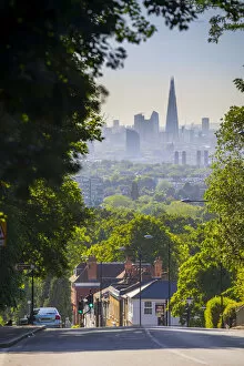 Images Dated 1st June 2020: Shooters Hill, Borough of Greenwich, London, England, UK