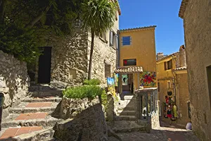 Shopping in Eze, Cote d´Azur, Alpes-Maritimes, Provence-Alpes-Cote d'Azur Shopping in Eze, Cote d´Azur, Alpes-Maritimes, Provence-Alpes-Cote d'Azur