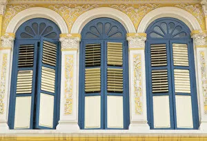 Images Dated 9th March 2017: Shutters of traditional shophouse, Singapore