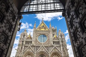 Images Dated 23rd January 2015: Siena Cathedral, Siena, Italy