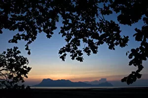 Images Dated 16th February 2009: Silhouette of Gunung Sipang Peninsula, Bako National Park, Sarawak, Malaysian Borneo