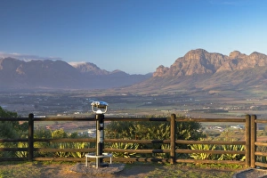 Winelands Prints: Simonsberg Mountain from viewing platform, Paarl, Western Cape, South Africa