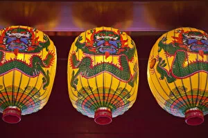 Images Dated 13th March 2012: Singapore, Chinatown, Buddha Tooth Relic Temple, Chinese Lantern with Dragon Motif