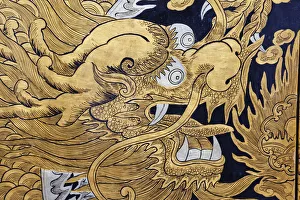 Images Dated 13th March 2012: Singapore, Chinatown, Thian Hock Keng Temple, Doorway Dragon Painting