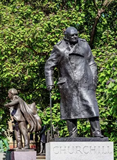 Memorial Collection: Sir Winston Churchill Statue, London, England, United Kingdom