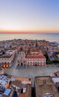 Images Dated 17th September 2020: Siracusa, Sicily. Aerial view of Ortigia island at sunrise with the Cathedral