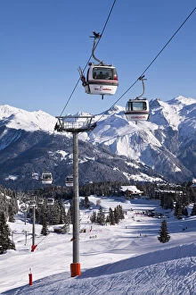 French Alps Gallery: Ski Pistes in Courchevel 1850 ski resort in the Three Valleys, Les Trois Vallees, Savoie