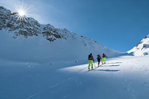 Images Dated 1st June 2023: Ski touring to the Col Serena (Saint-Rhemy-en-Bosses, Gran San Bernardo Valley, Aosta province)