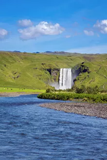 Images Dated 23rd February 2022: Skogafoss waterfall on sunny day, Skogar, Rangarping eystra, Southern Region, Iceland