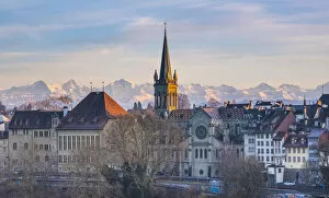 Images Dated 31st January 2022: Skyline with Alps in the background, Bern (capital city), Berner Oberland, Switzerland