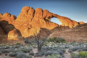 Skyline Arch at Sunset, Arches National Park, Utah, USA