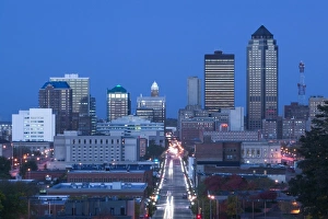Iowa Prints: Skyline of Des Moines, Iowa, USA
