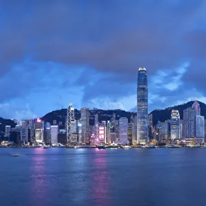 Skyline of Hong Kong Island at dusk, Hong Kong, China