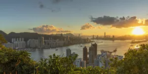 Images Dated 1st July 2020: Skyline of Hong Kong Island and Kowloon at sunset, Hong Kong