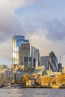 Tall Buildings Gallery: Skyline and River Thames, London