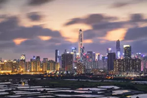 Images Dated 29th May 2020: Skyline of Shenzhen from Sheung Shui at sunset, New Territories, Hong Kong