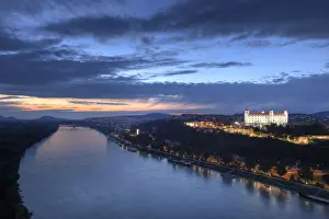 Slovak Prints: Slovakia, Bratislava, view of Old Town with Bratislava Castle and River Danube