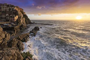 Riviera Di Levante Gallery: The small village of Manarola at sunset after a storm. Cinque Terre, La Spezia district