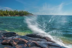 Lake Superior Prints: Small wave crashing on the rugged coast of Lake Superior in Lake Superior Provincial Park