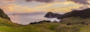 Images Dated 12th May 2017: Smugglers Bay, Whangarei Heads, Whangarei, Northland, North Island, New Zealand
