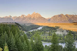 Images Dated 8th June 2009: Snake River Overlook and Teton Mountain Range, Grand Teton National Park, Wyoming, USA