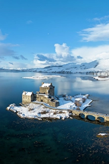 Highland Region Prints: Snowy morning at Eilean Donan Castle on Loch Duich