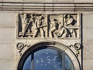 Images Dated 10th May 2023: Socialist realism relief at Piekna Street, Warsaw, Masovian Voivodeship, Poland