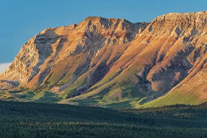Images Dated 5th June 2023: Sofa Mountain at sunrise Waterton Lakes National Park, Alberta, Canada