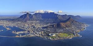 Cape Town Gallery: South Africa, Western Cape, Cape Town, Aerial View of Cape Town and Table Mountain