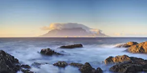 Images Dated 6th July 2016: South Africa, Western Cape, Cape Town, Table Mountain