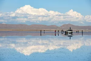 Images Dated 2nd July 2020: South America, Andes, Altiplano, Bolivia, Salar de Uyuni. tourists on playa