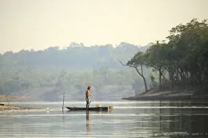 Images Dated 16th March 2016: South America, Brazil, Amazon, Amazonas, Rio Urubu, a fisherman on the river Urubu