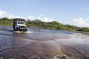 Images Dated 10th September 2012: South America, Brazil, Maranhao, Parque Nacional dos Lencois Maranhenses, a Toyota