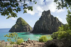 Crags Prints: South America, Brazil, Pernambuco, Fernando de Noronha Island, turquoise seas around