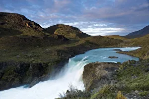 Images Dated 21st February 2017: South America, Chile, Patagonia, Magallanes y la Antartica Chilena, Torres Del Paine