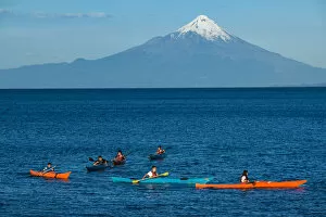 South America, Chile, Patagonia, Puerto Varas, Osorno volcano, Kayaking on Lago Llanquihue