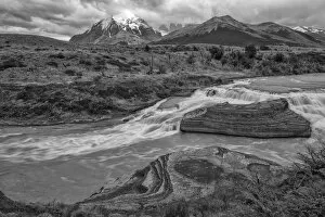 Images Dated 10th May 2016: South America, Patagonia, Chile, Torres del Paine, Rio Paine waterfall