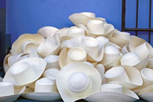 Images Dated 5th February 2013: South America, Peru, Ancash, Huaraz. Reed Panama hats for sale in the city center