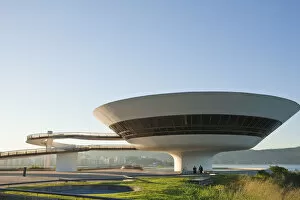 Images Dated 11th October 2012: South America, Rio de Janeiro, Niteroi, Oscar Niemeyers Contemporary Art Museum