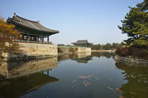 Images Dated 7th January 2011: South Korea, Gyeongju, Anapji Pond